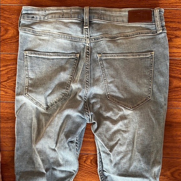 Hollister High-Rise Super Skinny Light Blue Women's Jeans - Picture 5 of 5